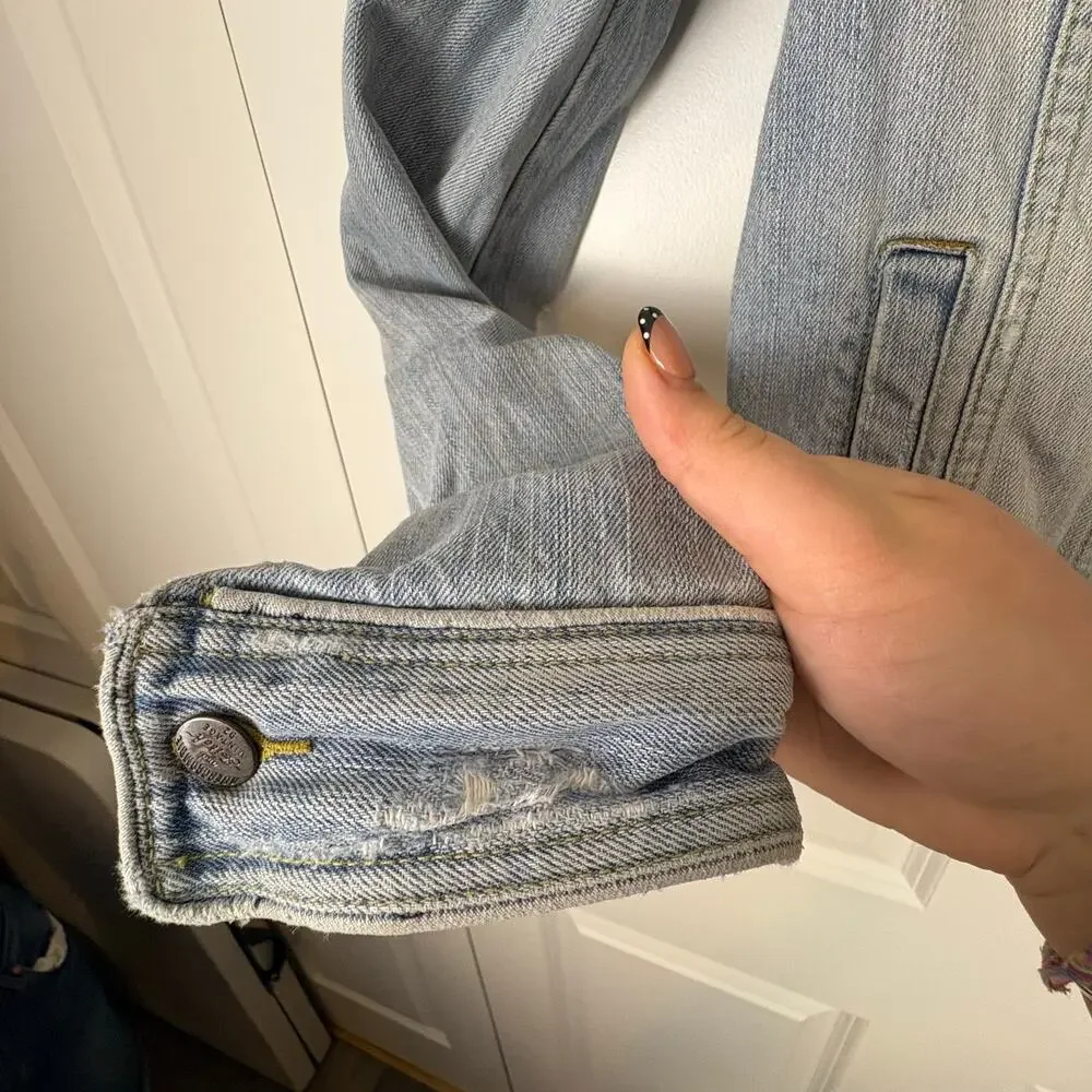 Abercrombie & Fitch Denim Jacket Distressed Vintage Y2K Light Wash Women's L - Picture 4 of 10